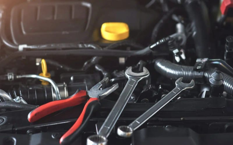 Besplatan pregled uz veći servis — Du Mobil Brothers, auto servis Bačka Topola